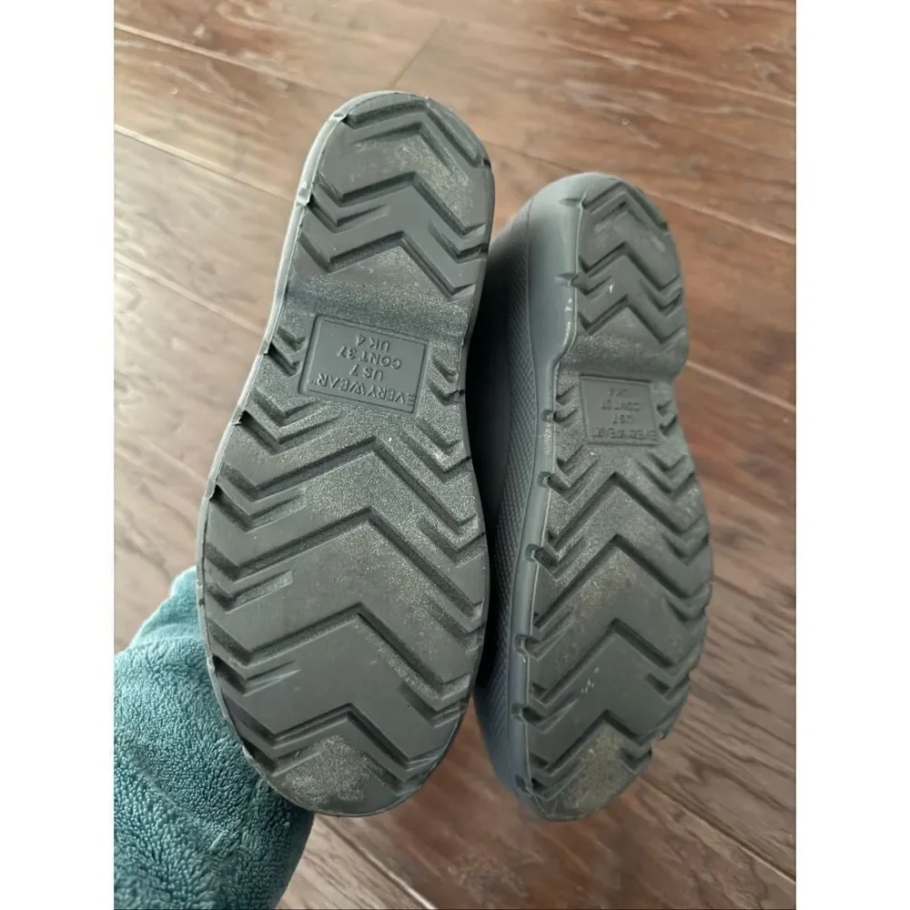 Totes Rubber Gray Ankle Boots size 7